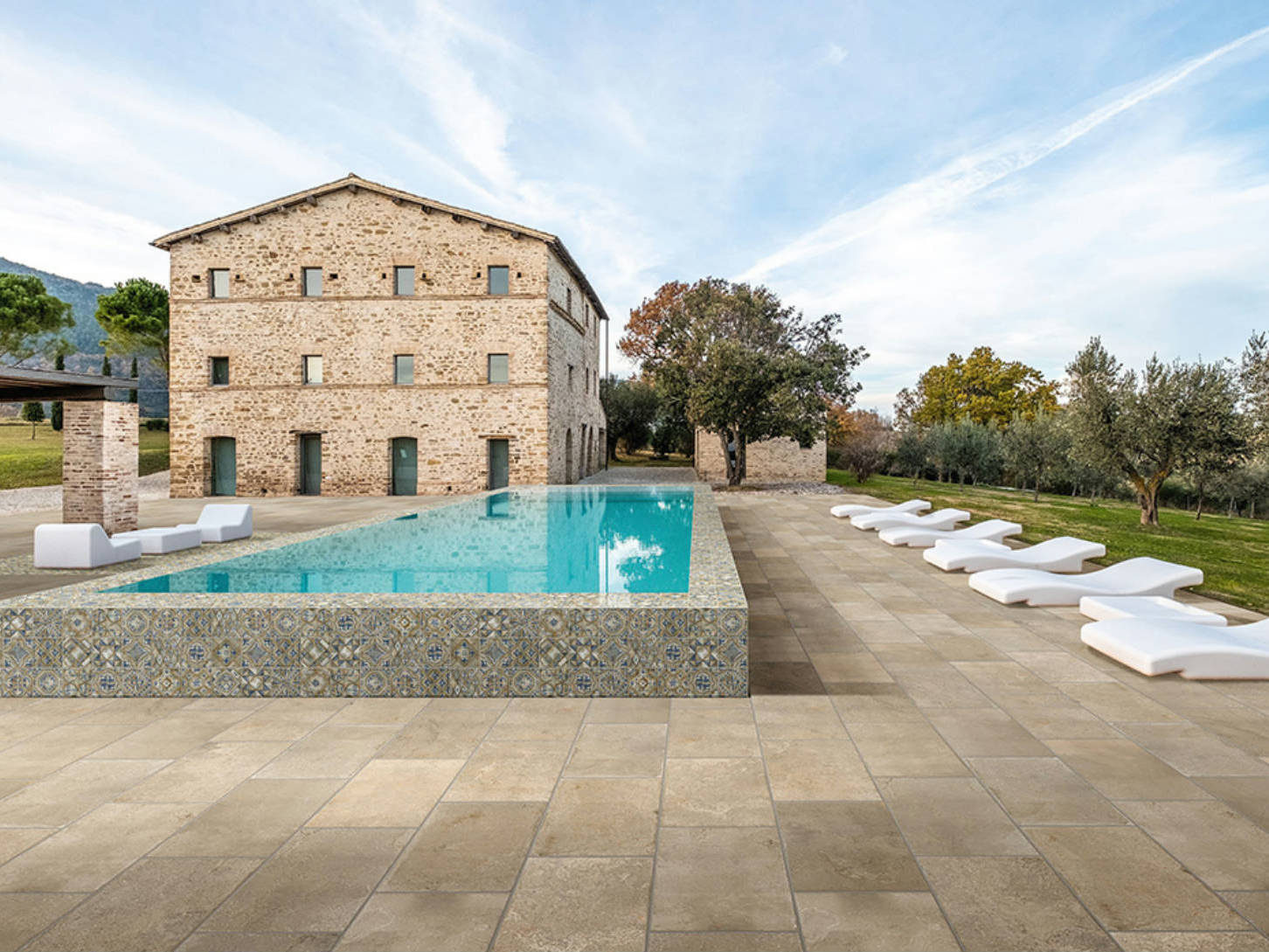 Elevation Byblos Beige - 24x36  | Matteo Kitchens