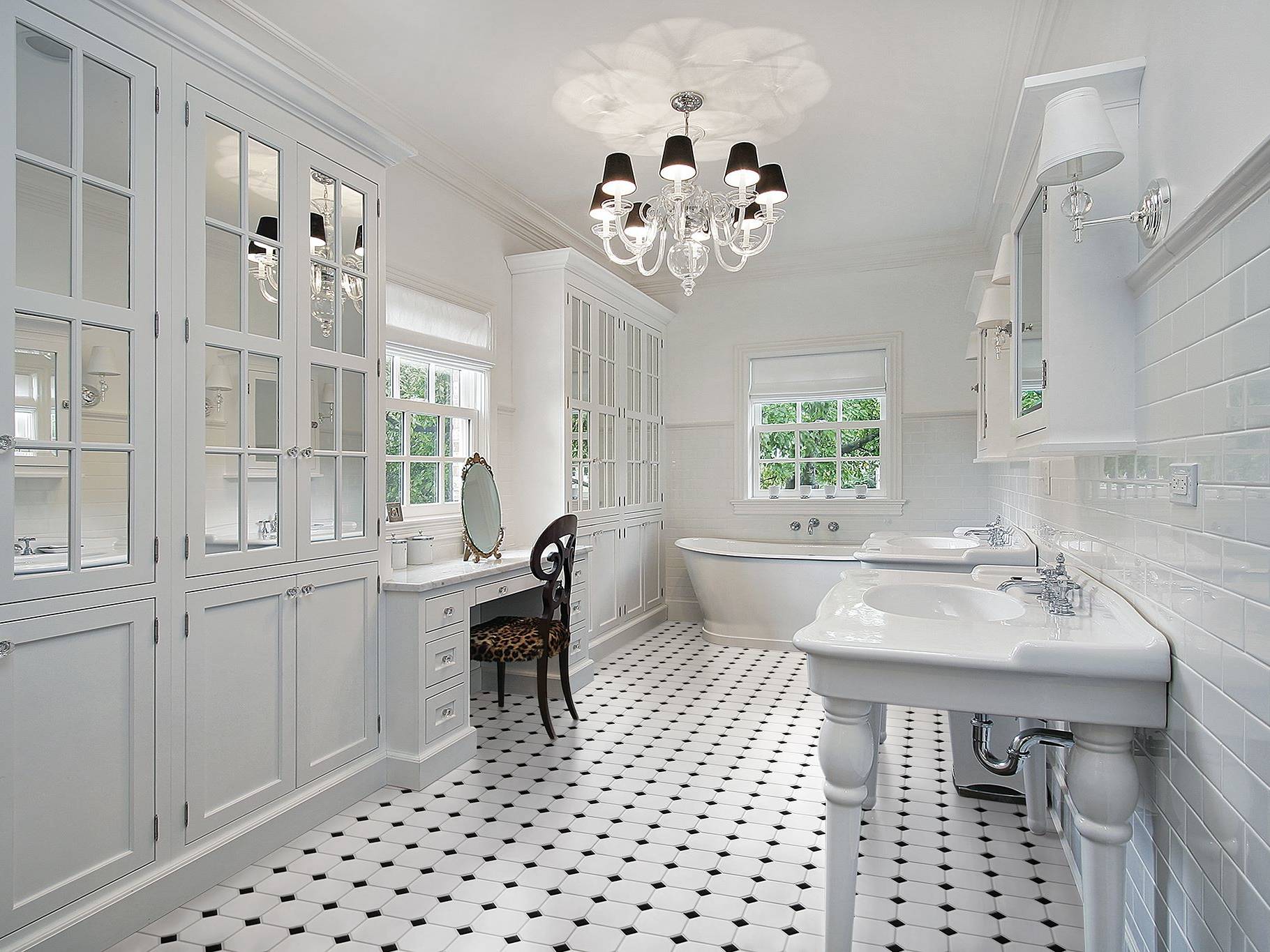 TRADITIONS_2_G | Matteo Kitchens