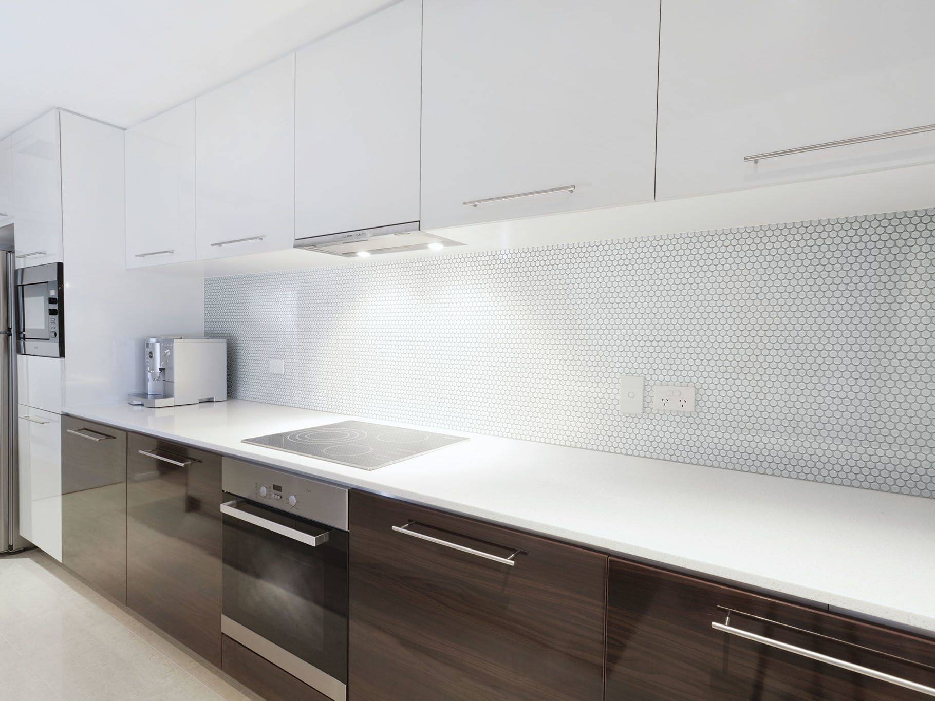 Traditions White Glossy  3/4 | Matteo Kitchens