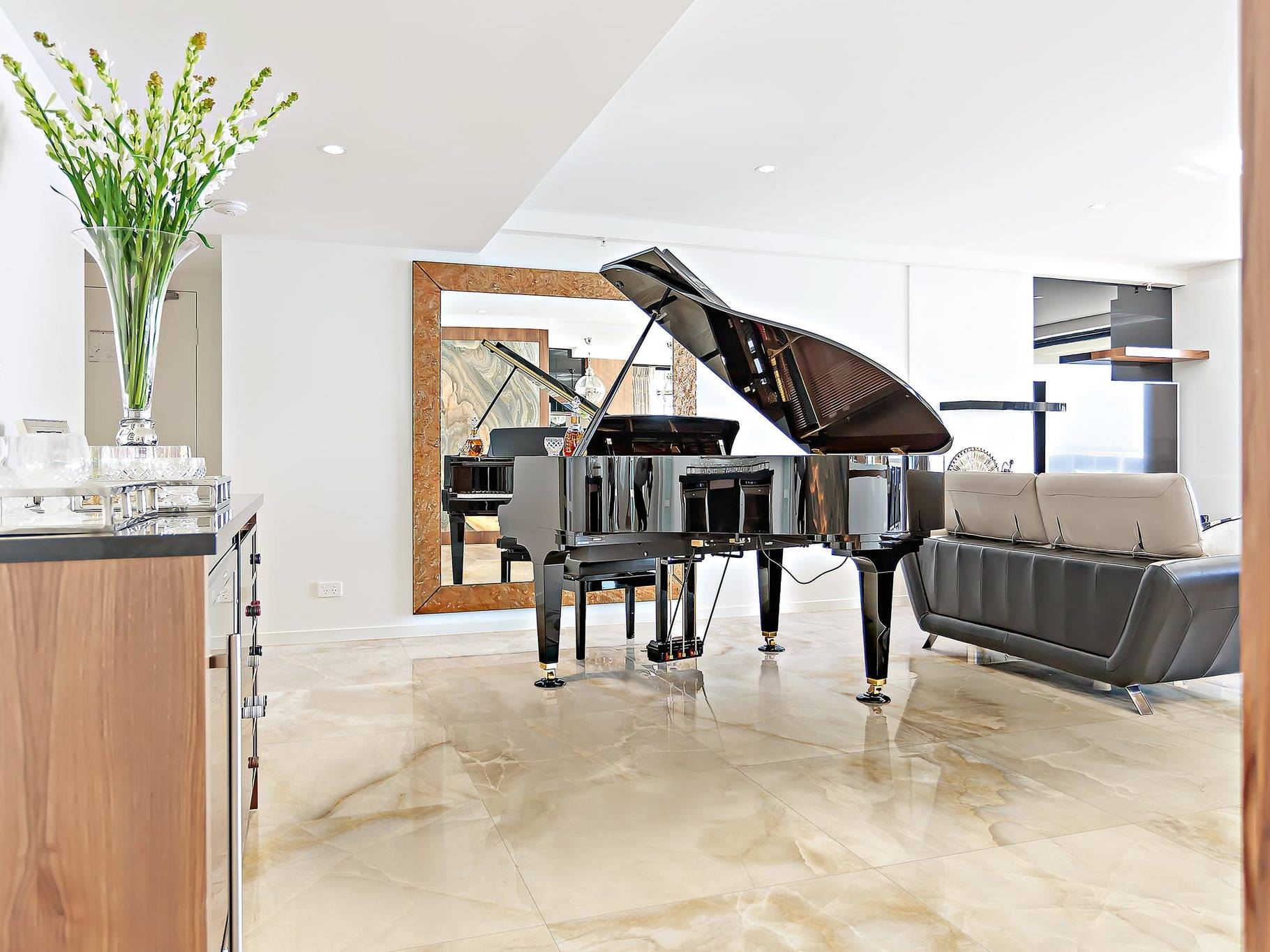 Romance Beige 1 | Matteo Kitchens